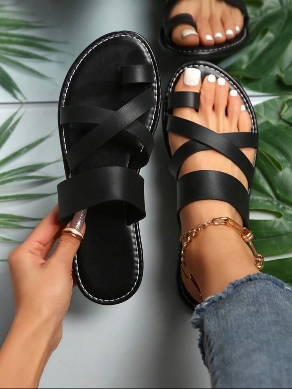 NWT SHEIN Black Crisscross Slide Sandals Size 7